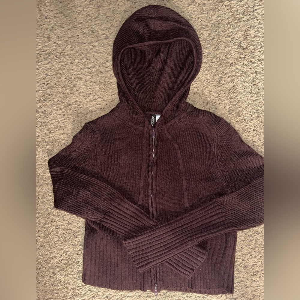 BURGUNDY ZIP JACKET